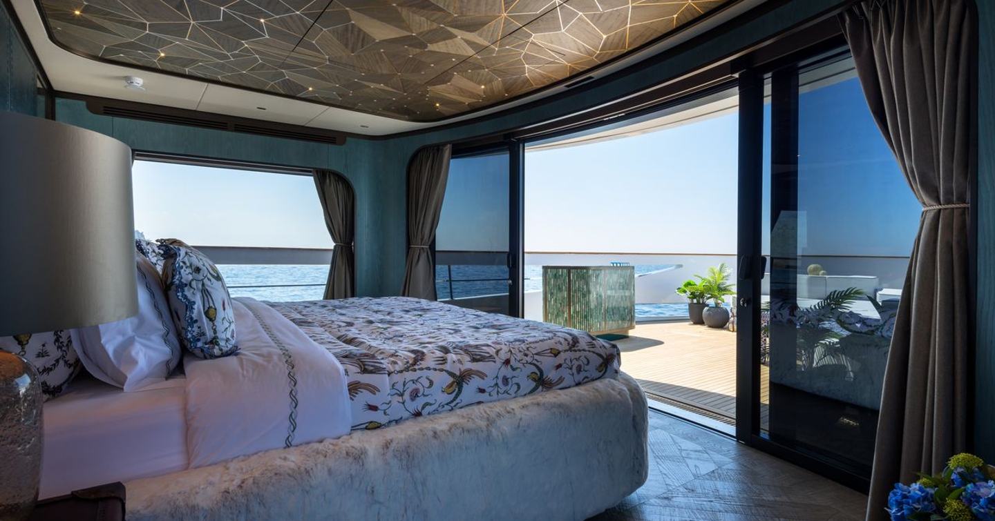 Sirena 118 Superyacht IKIGAI master cabin