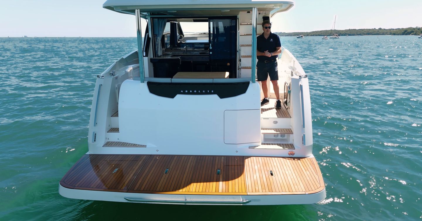 Absolute-47-FLY-Review-swim-platform