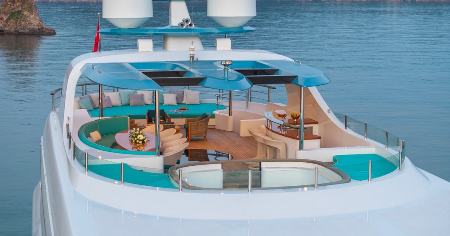 Bilgin superyacht Elada sundeck with seating 
