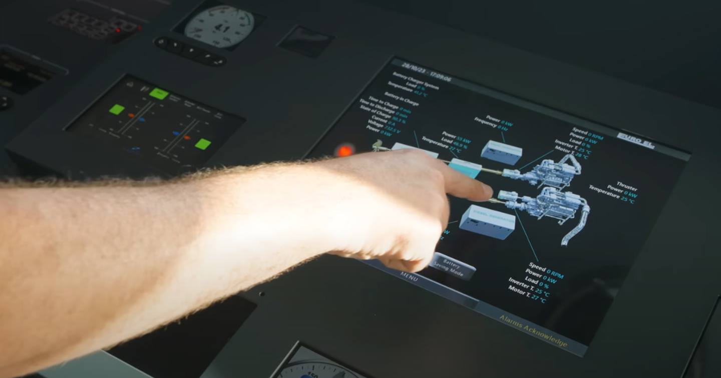 Screen showing Hybrid propulsion system