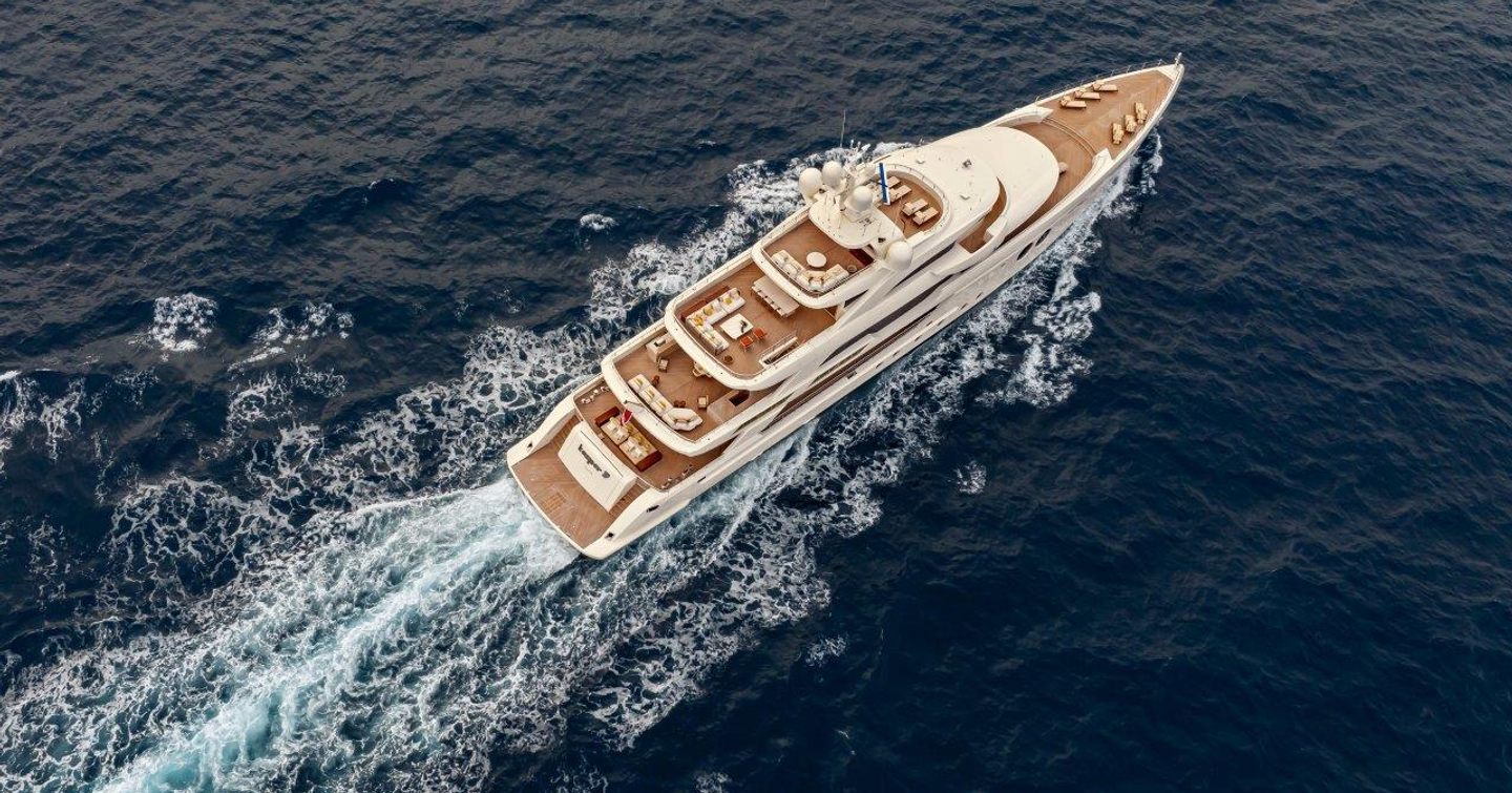 Hero shot of Superyacht Kasper 7