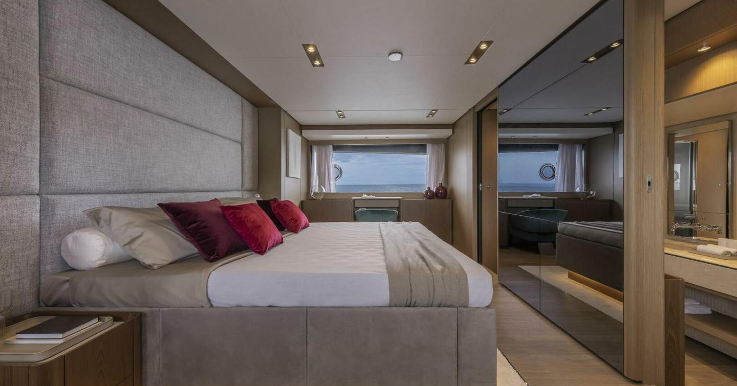 Superyacht Epic's master cabin
