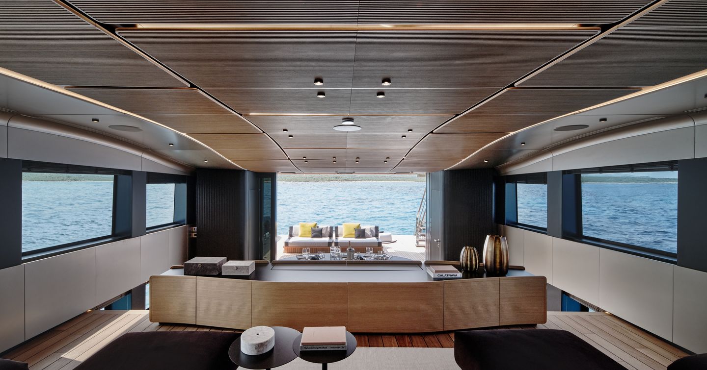 wallywhy150 motor yacht main saloon