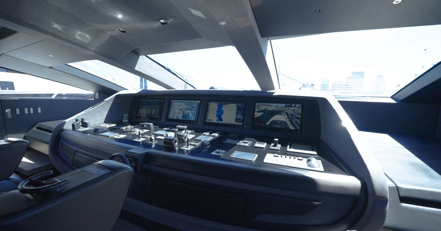 Mangusta-GranSport-54-Review-helm-station
