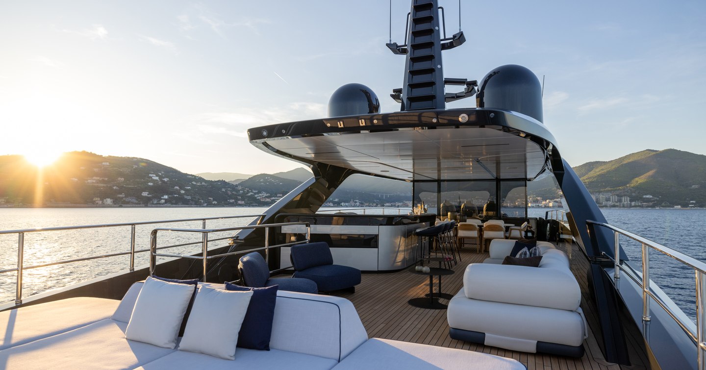 ISA yacht Fast Naan sundeck sunpads 