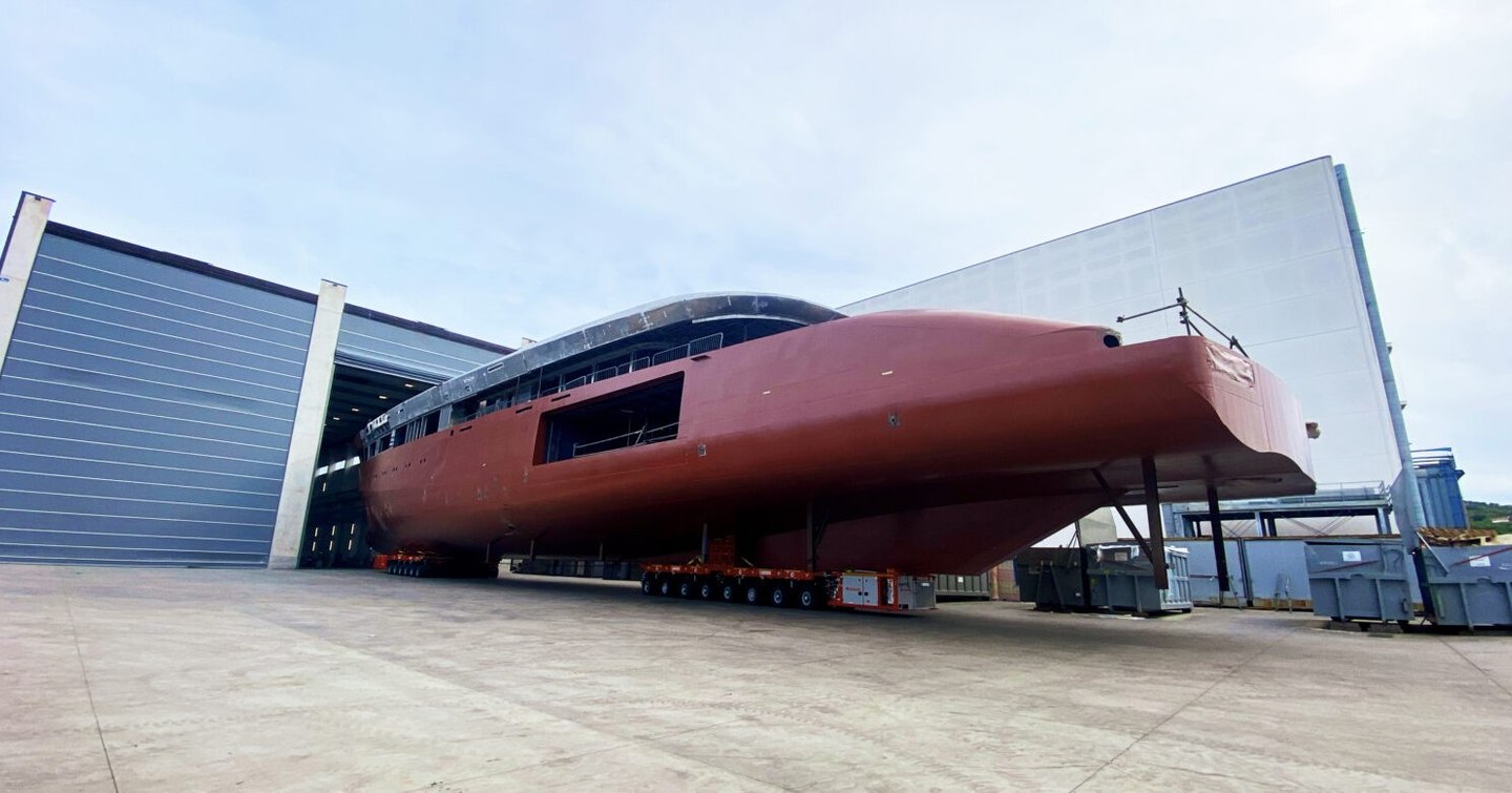 ISA Yachts Custom 80M