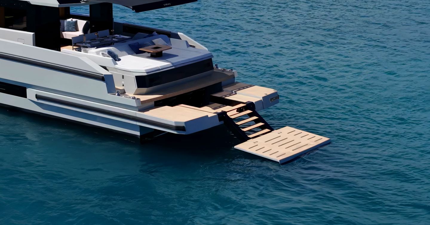 De Antonio D60 transformer swim platform deployed at the stern