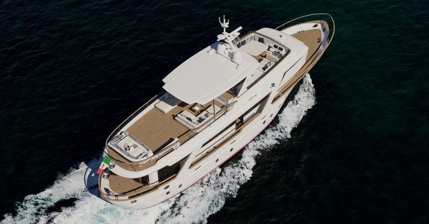 superyacht AF underway at speed