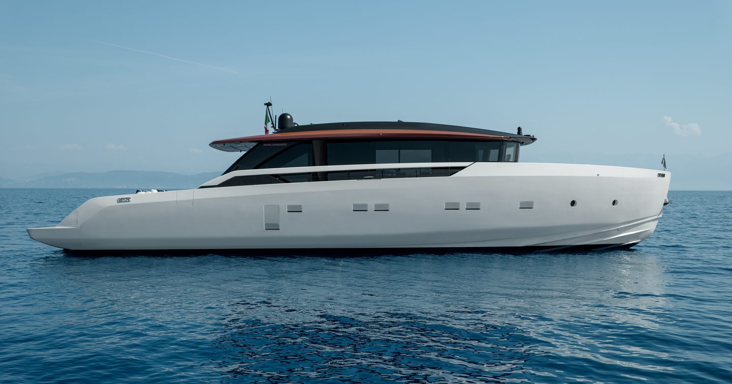 A starboard side render of the Sanlorenzo SP92 with its white hull and black superstructure.