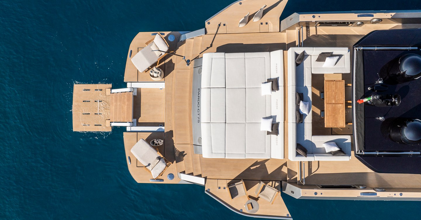 Pardo-GT75-aft-deck-overhead