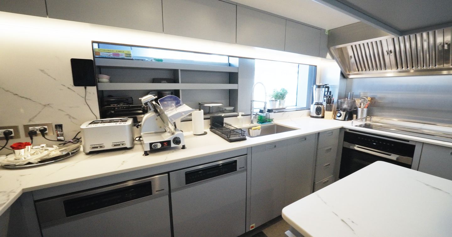 Bilgin-163-II-Review-crew-galley