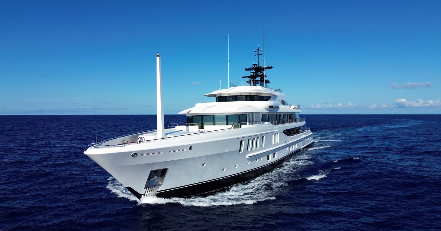 Amels 242 Casino Royale cruising at sea, a 74m (242.8ft) steel-hulled displacement superyacht built by Amels with a 5,000nm transatlantic range.