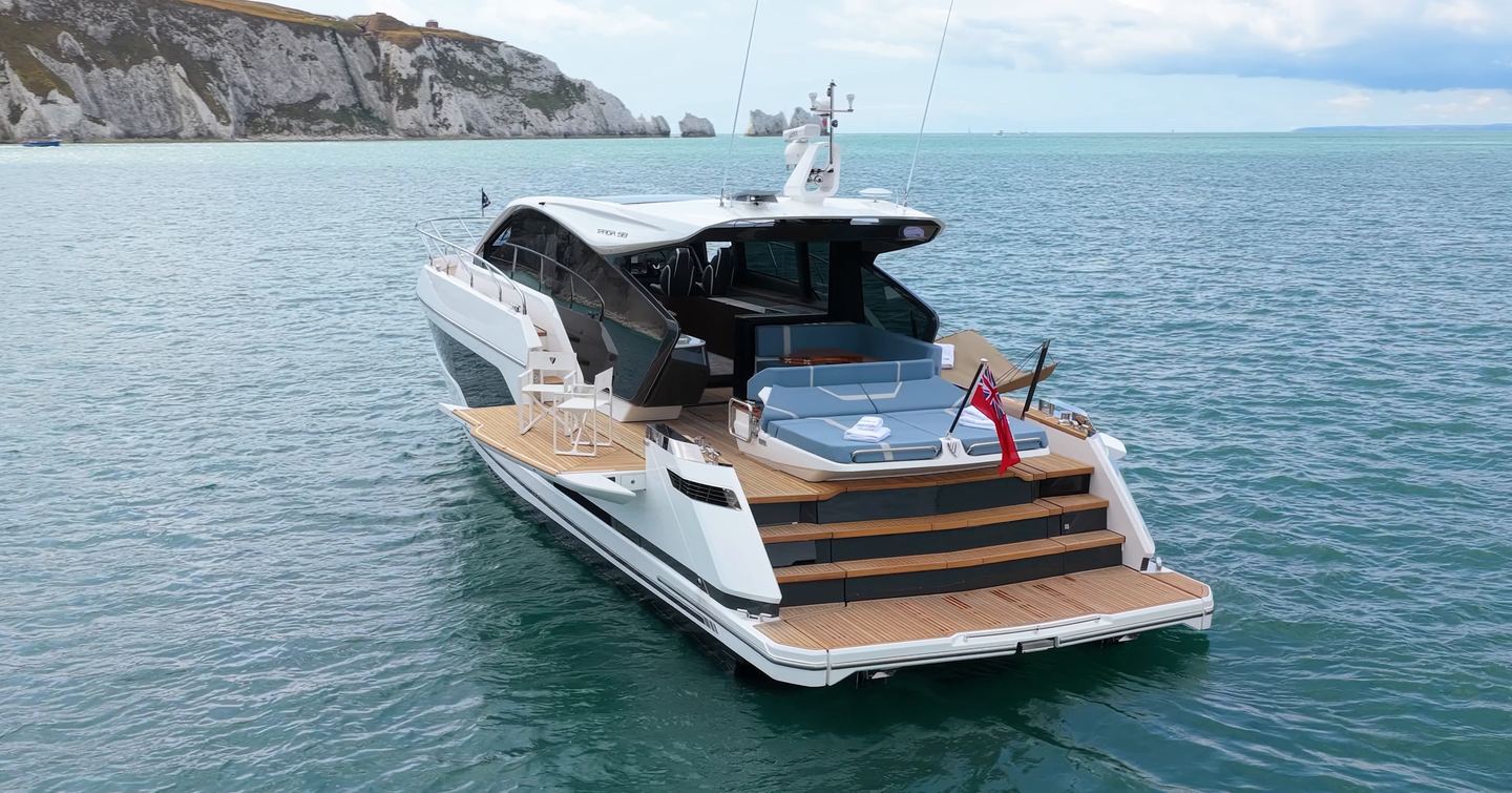 Fairline Targa 58 GTO stern with folding terraces and bathing platform deployed