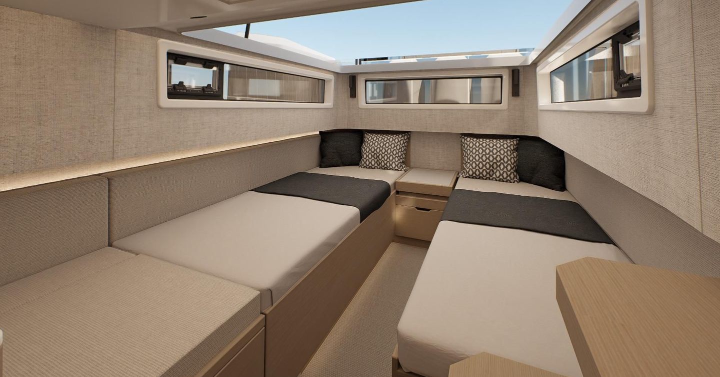 Saxdor-460-GTC-Review-optional-aft-cabin-roof-open