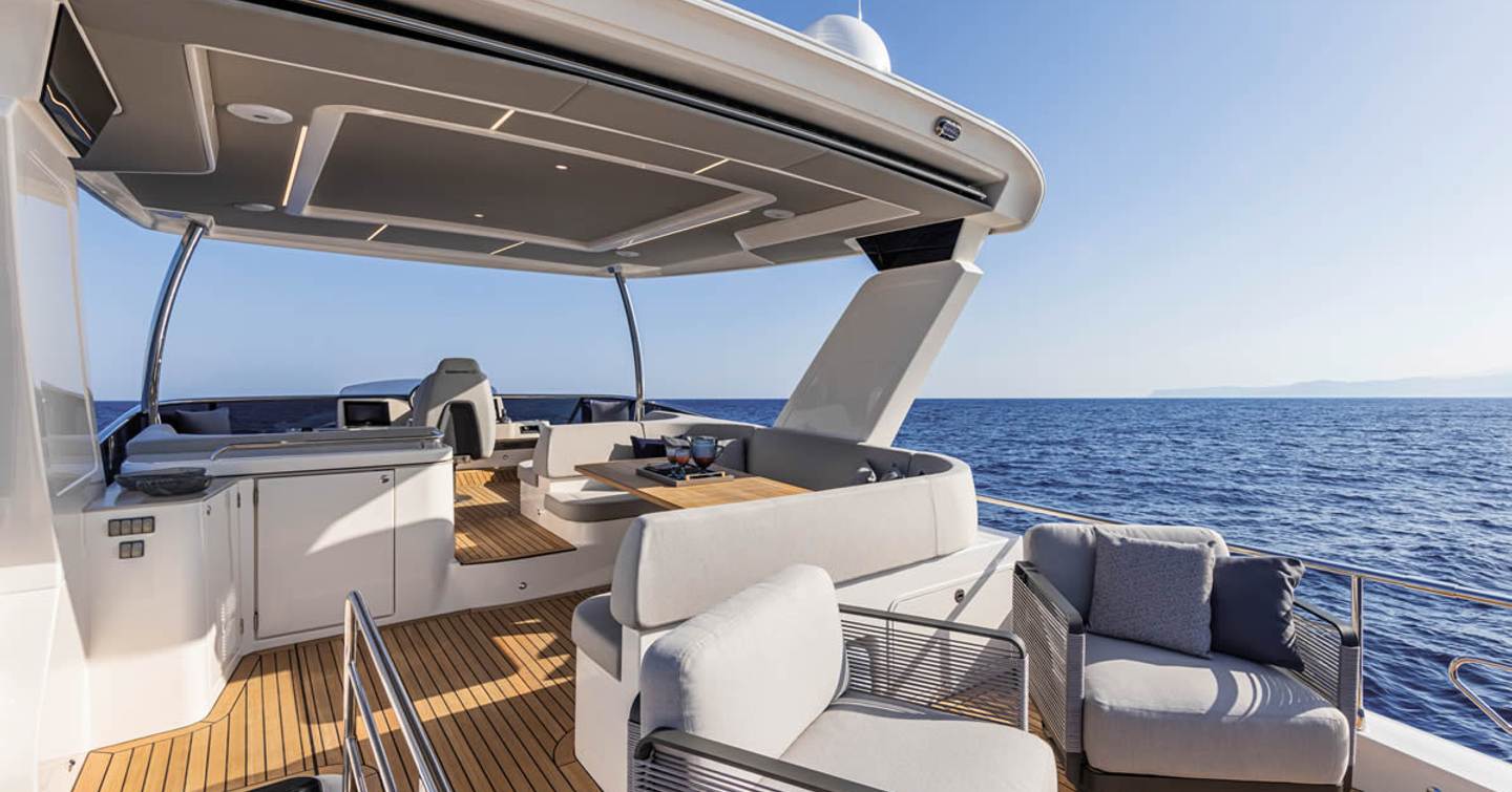 Absolute-Navetta-53-sundeck