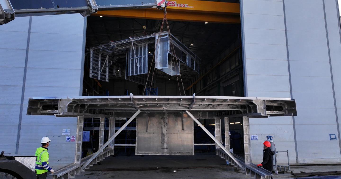 Cantieri di Pisa CDP Custom 40 superyacht parts entering shipyard 