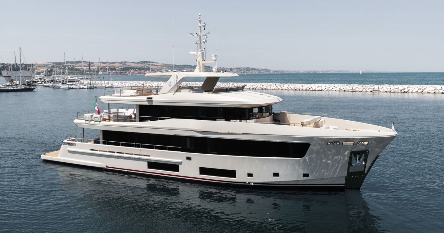 Explorer Yacht Ammonite at launch