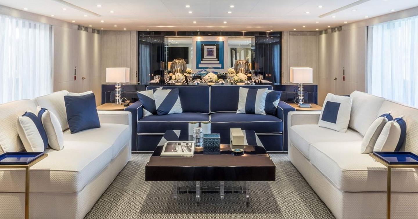 Baglietto motor yacht Lucky Me Yacht Academy main saloon lounge 