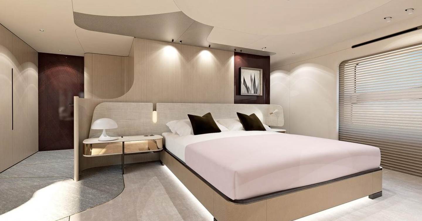 Azimut Grande Trideck Superyacht Blue Eyes cabin 