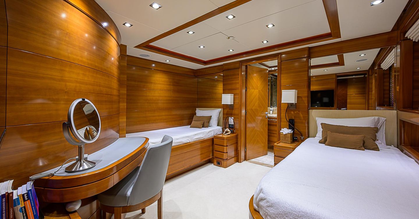  Superyacht Seascape V crew quarters 