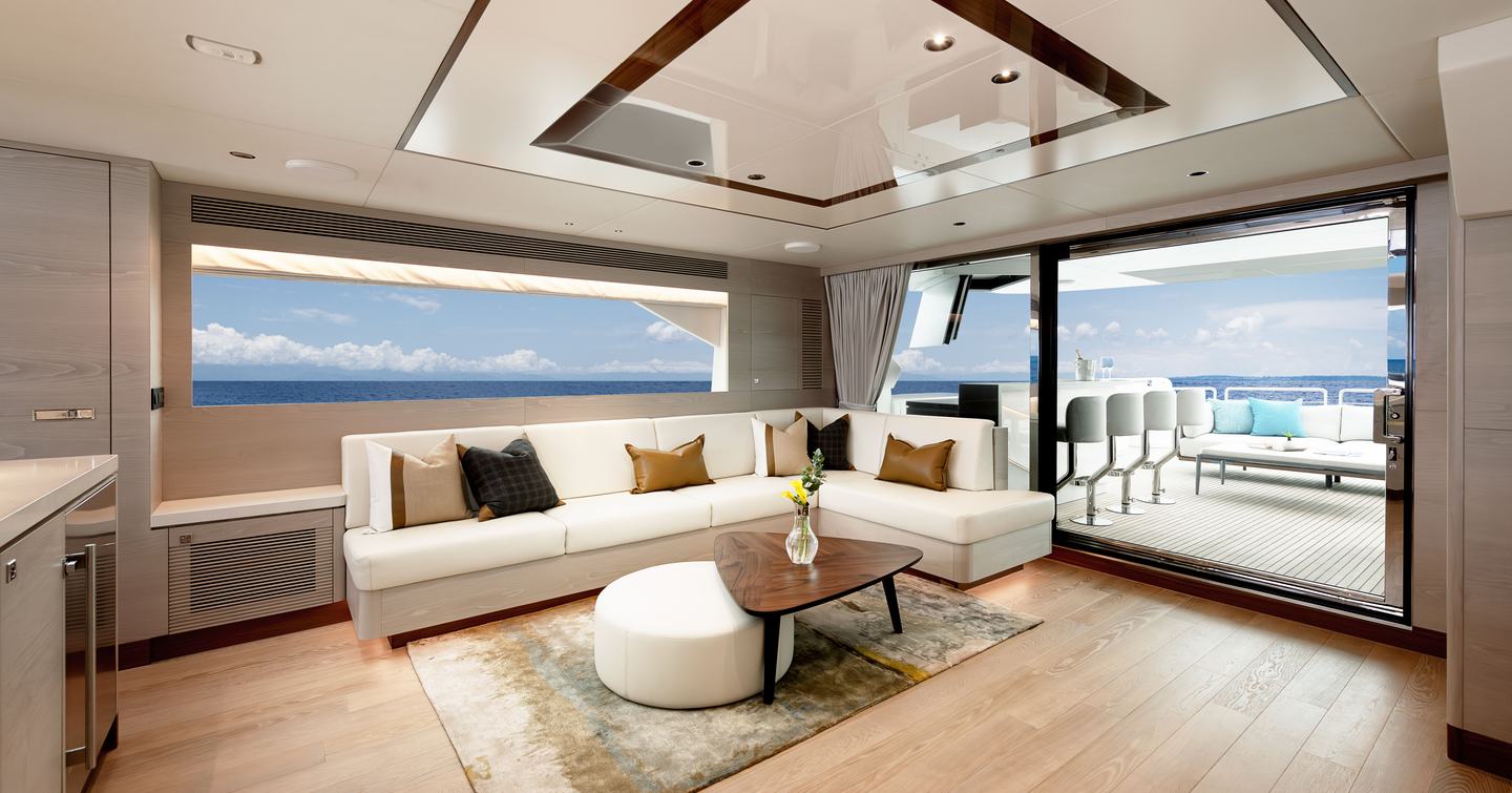 FD100 Tri-Deck Hull 13's skylounge with sliding glass doors 