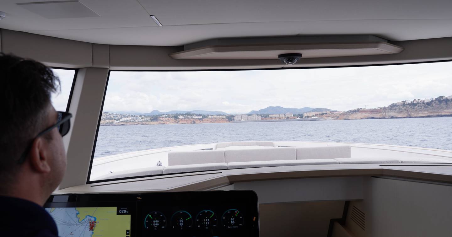 Pardo-E72-Review-lower-helm-view