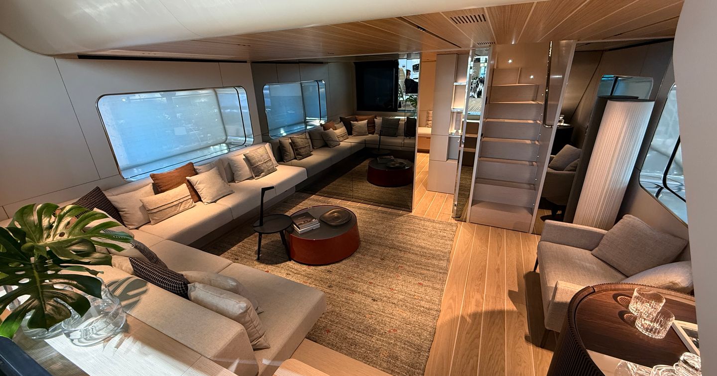 Bluegame-BGX83-Review-lower-saloon-interior-lounge-and-staircase