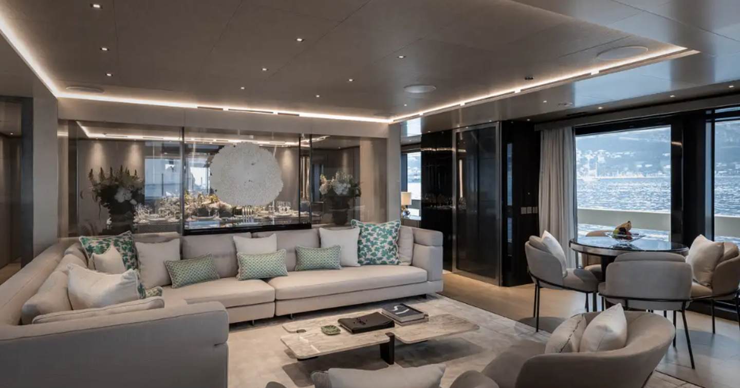 Sanlorenzo superyacht Lemon Tree main saloon lounge 