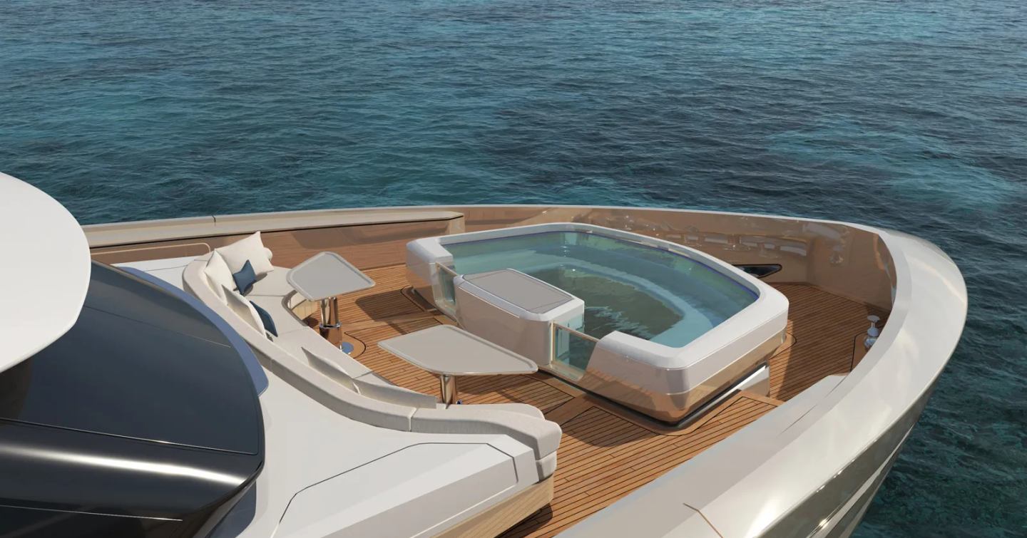 A plunge pool on the foredeck of the 40M Sunseeker Superyacht