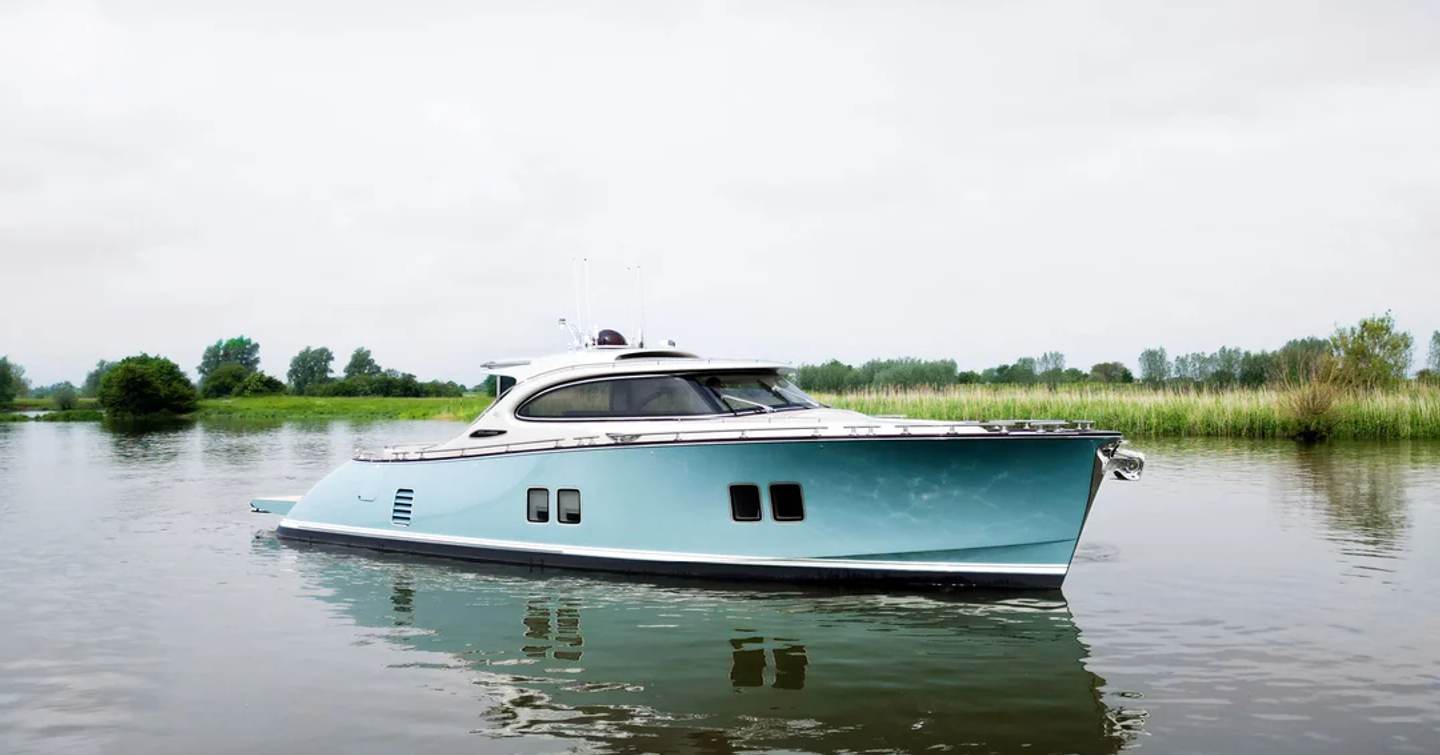 zeelander-5-review-port-profile