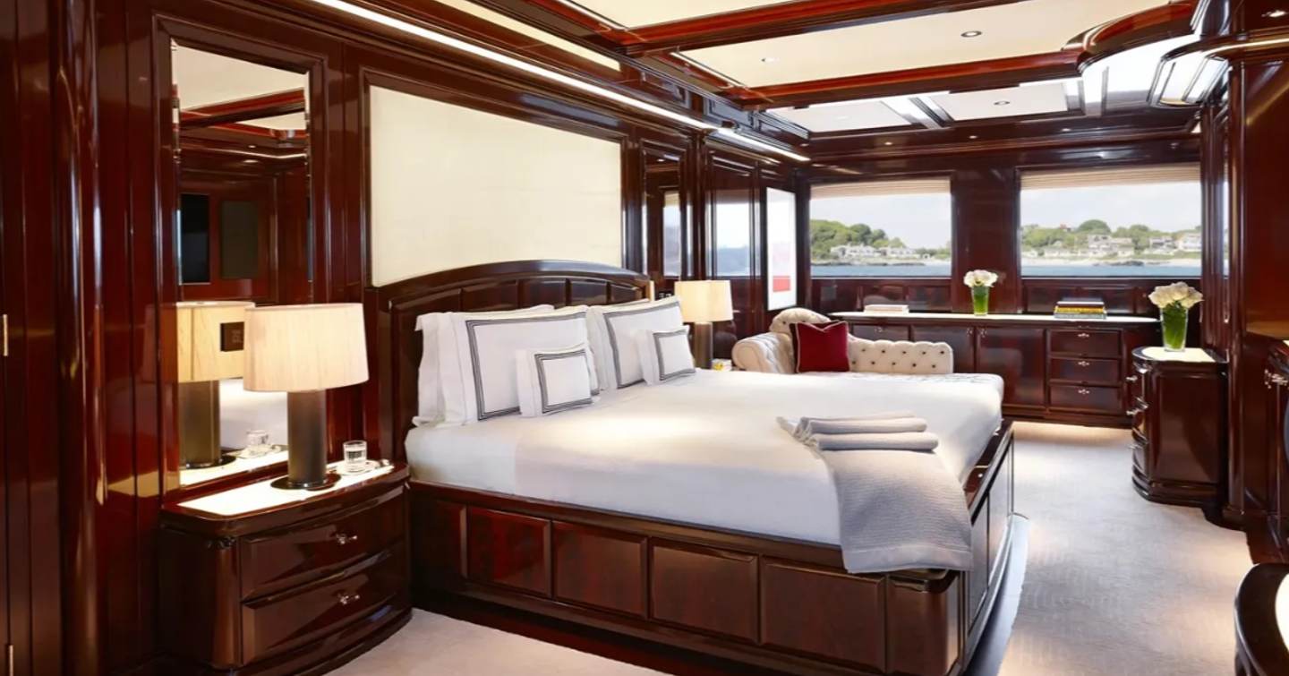 Feadship superyacht Rock.It master cabin with desk 