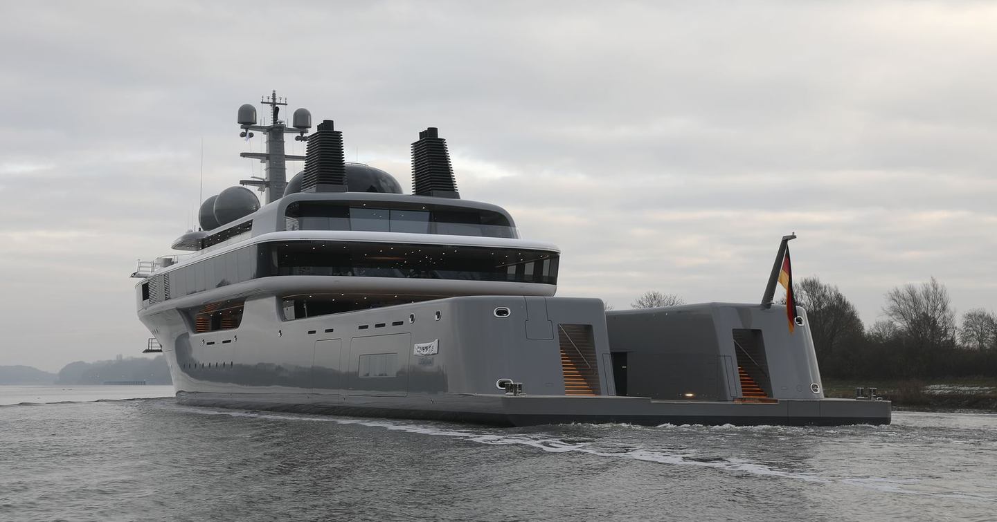 Superyacht Project Cosmos aft under way on sea trials