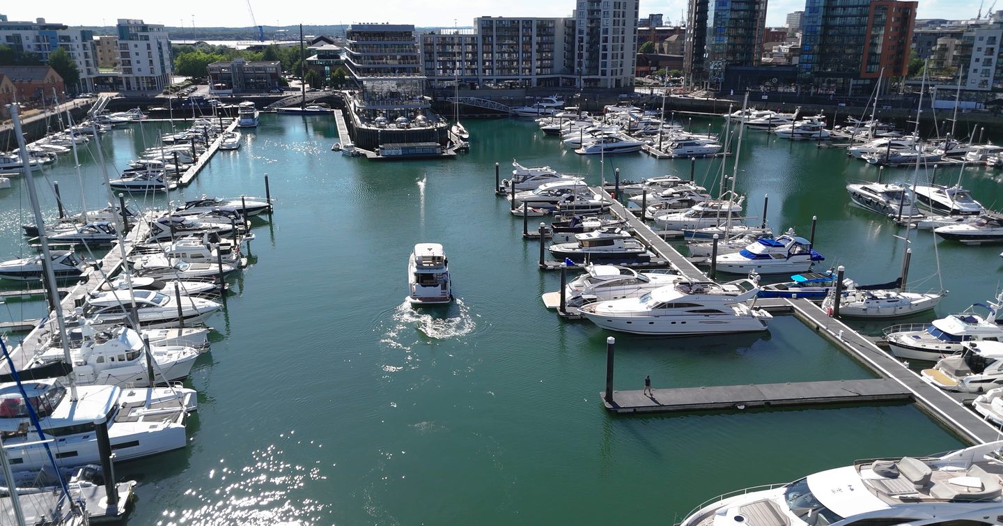 Absolute-47-FLY-Review-at-the-marina