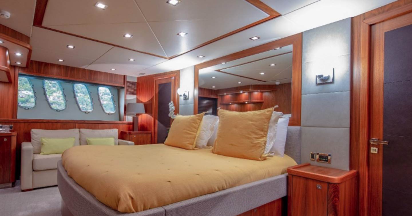 Superyacht Mr Sea's master cabin
