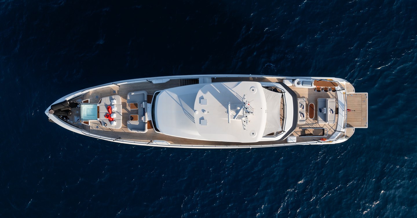 Azimut Grande 36M overhead birdseye view in a calm sea