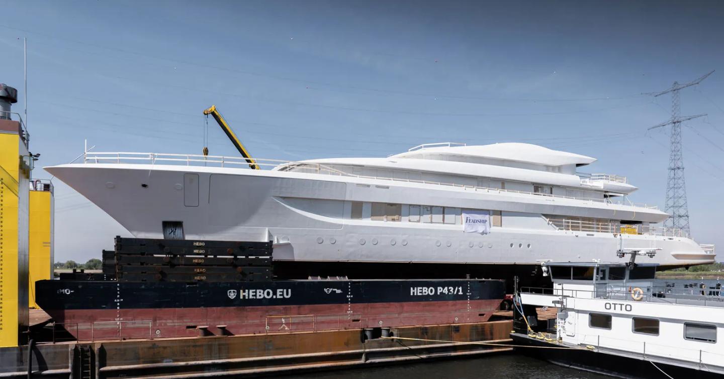 Feadship PROJECT 827