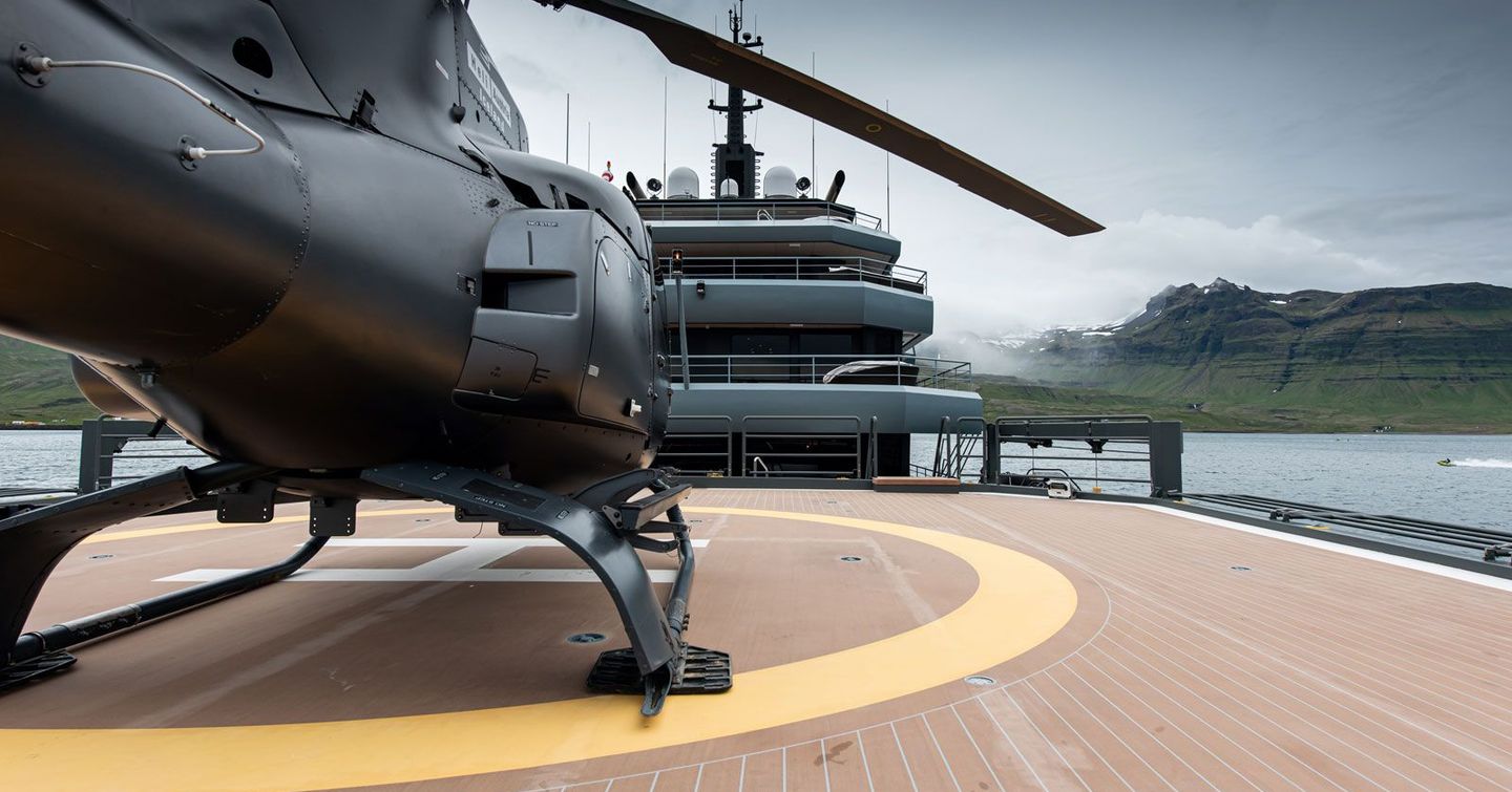 helicopter on superyacht