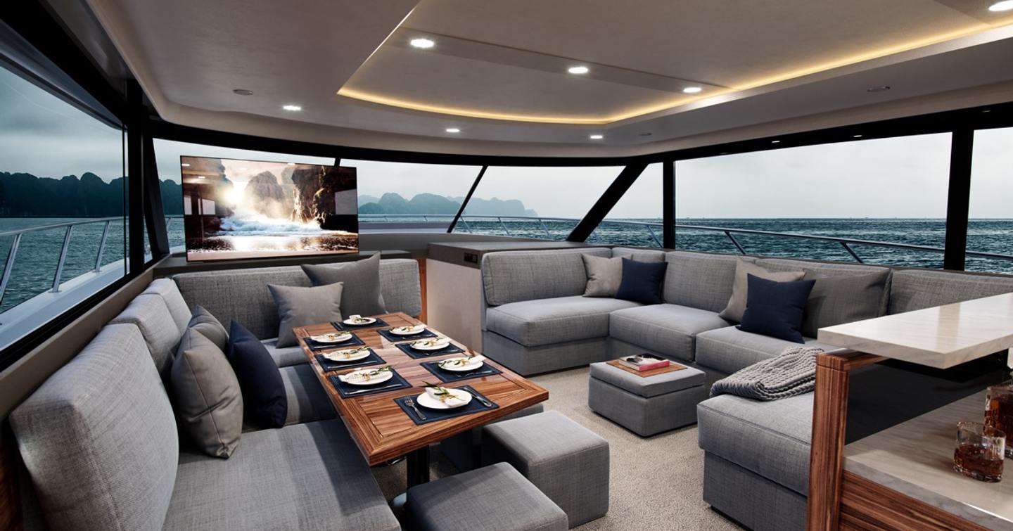 Maritimo-M75-Review-saloon