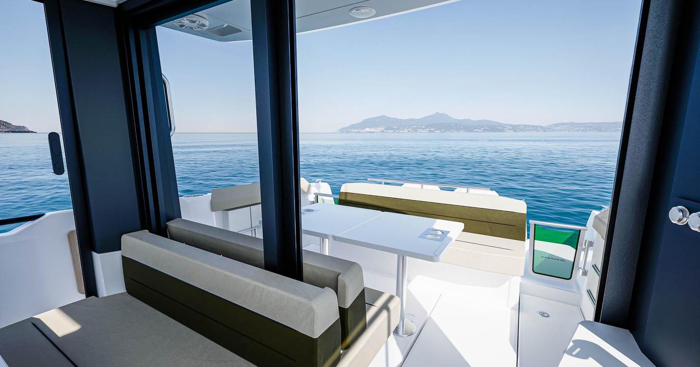 Rendering of Jeanneau EX 34 Cabin boat sliding doors
