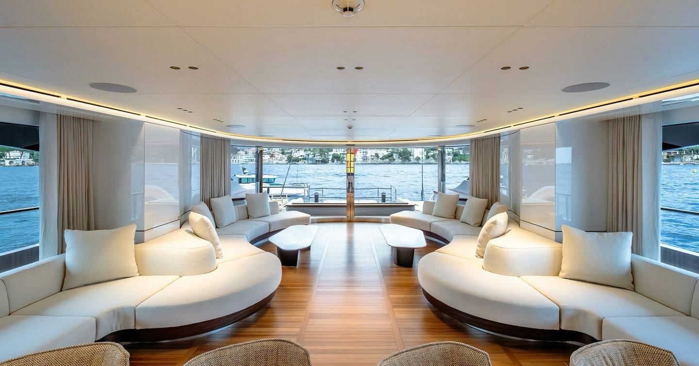 Superyacht Contigo main saloon with curved seating