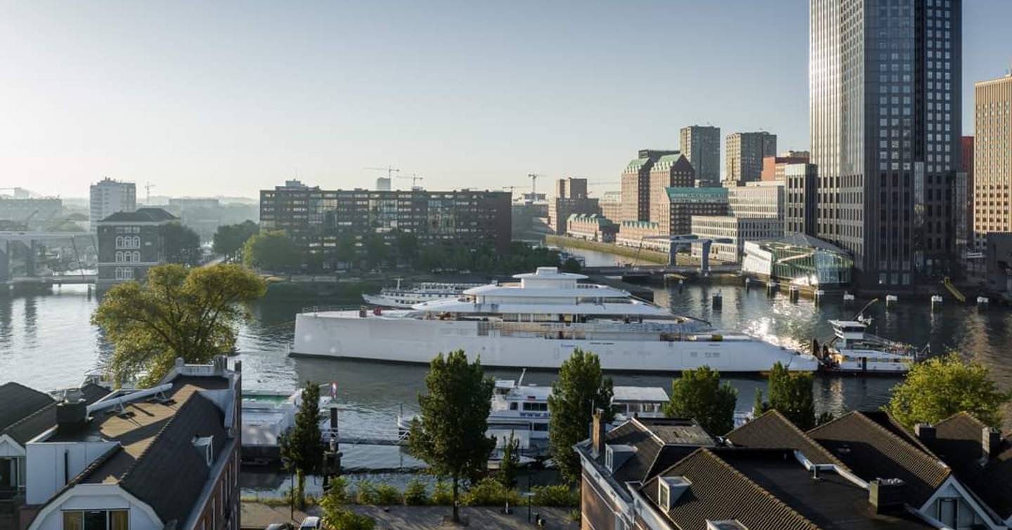 Superyacht Feadship 824 under way through Dutch Canals