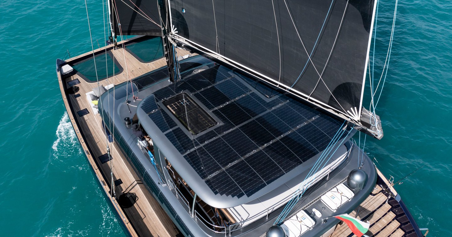 Sunreef yacht with Sunreef Solar Skin