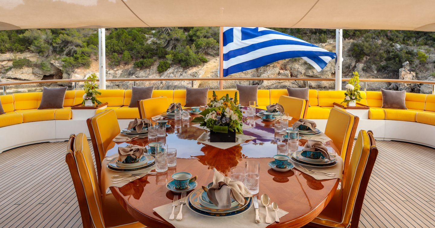 Superyacht Vera's formal outdoor dining table