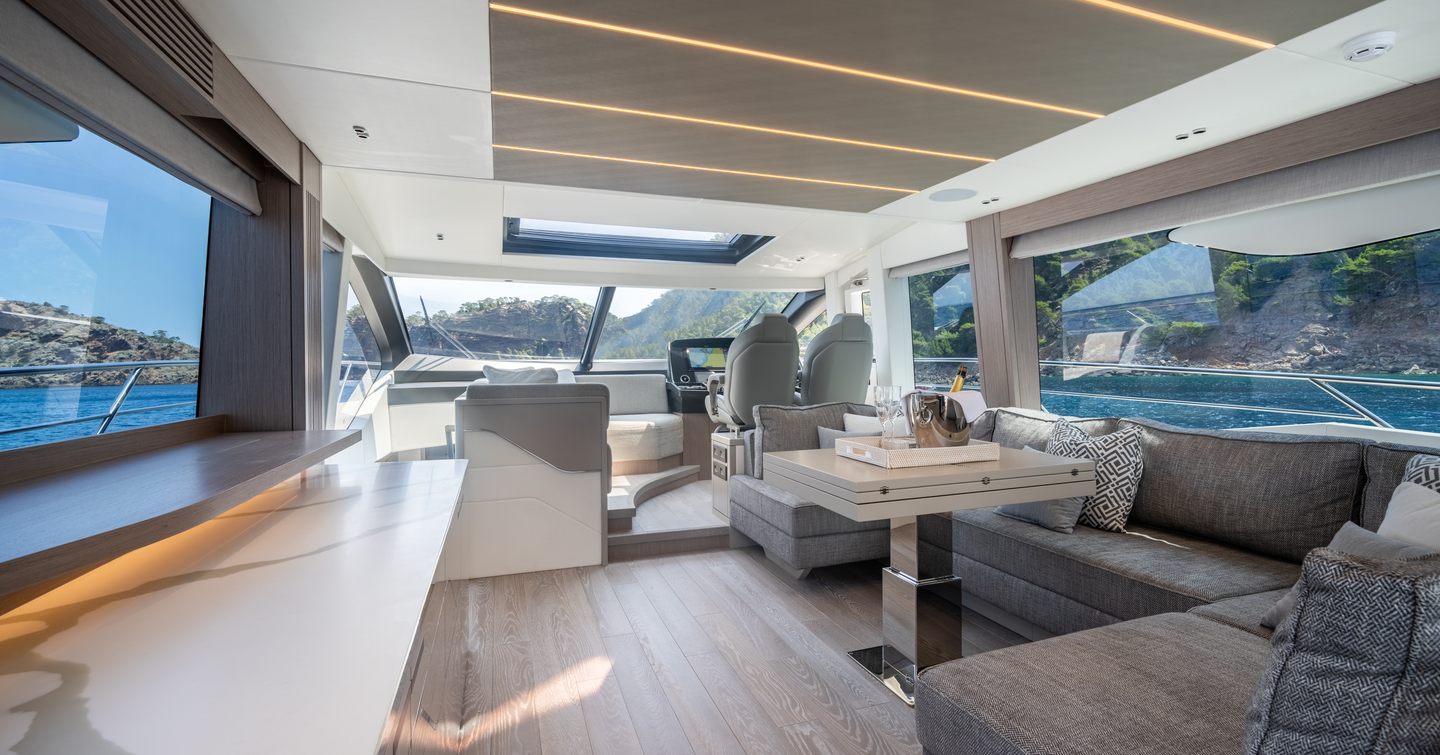 Sunseeker-75-Sport-Yacht-Review-saloon