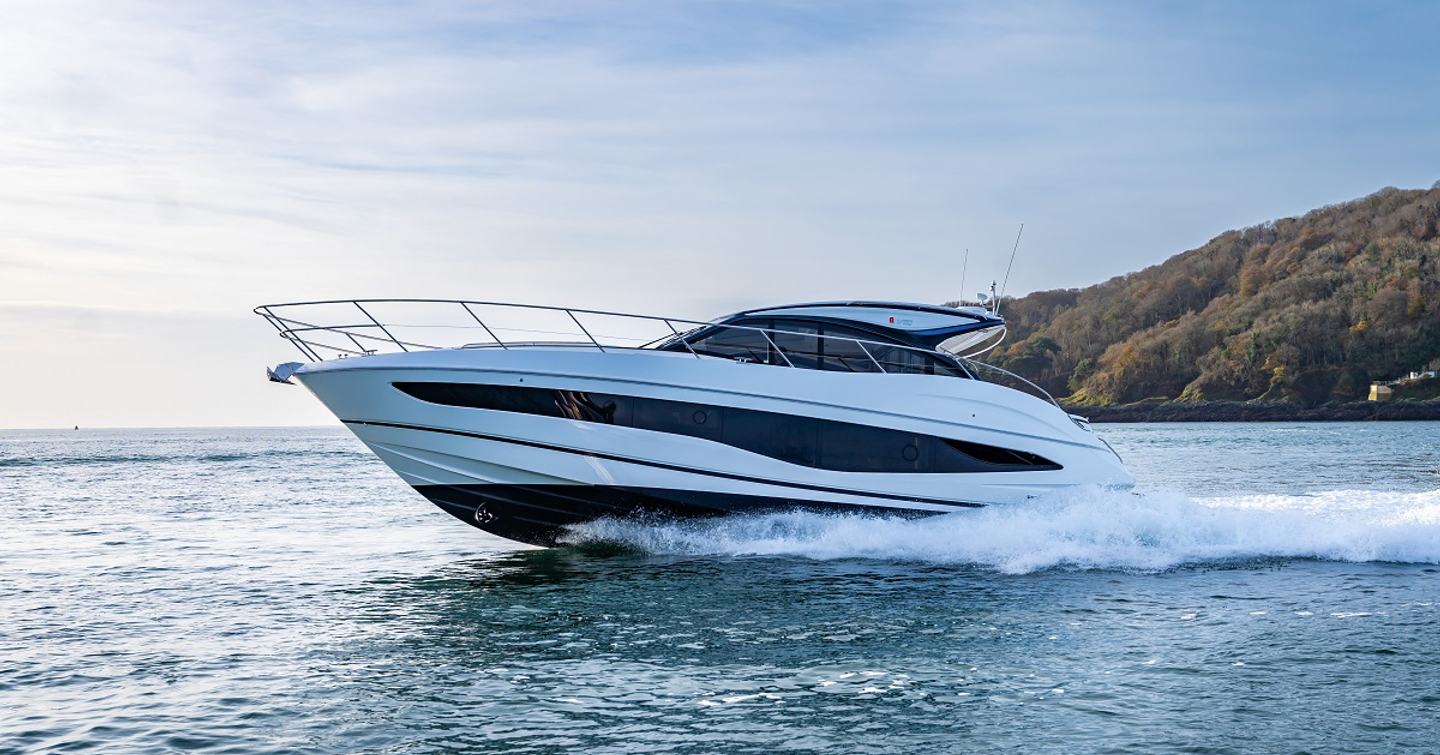 Princess V50 motor yacht underway at speed