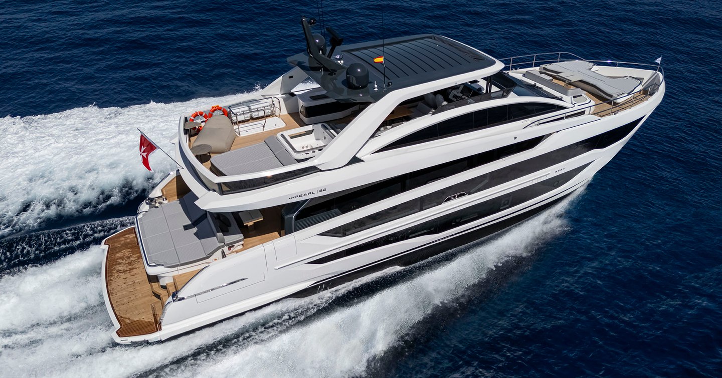 Pearl 82 motor yacht under way
