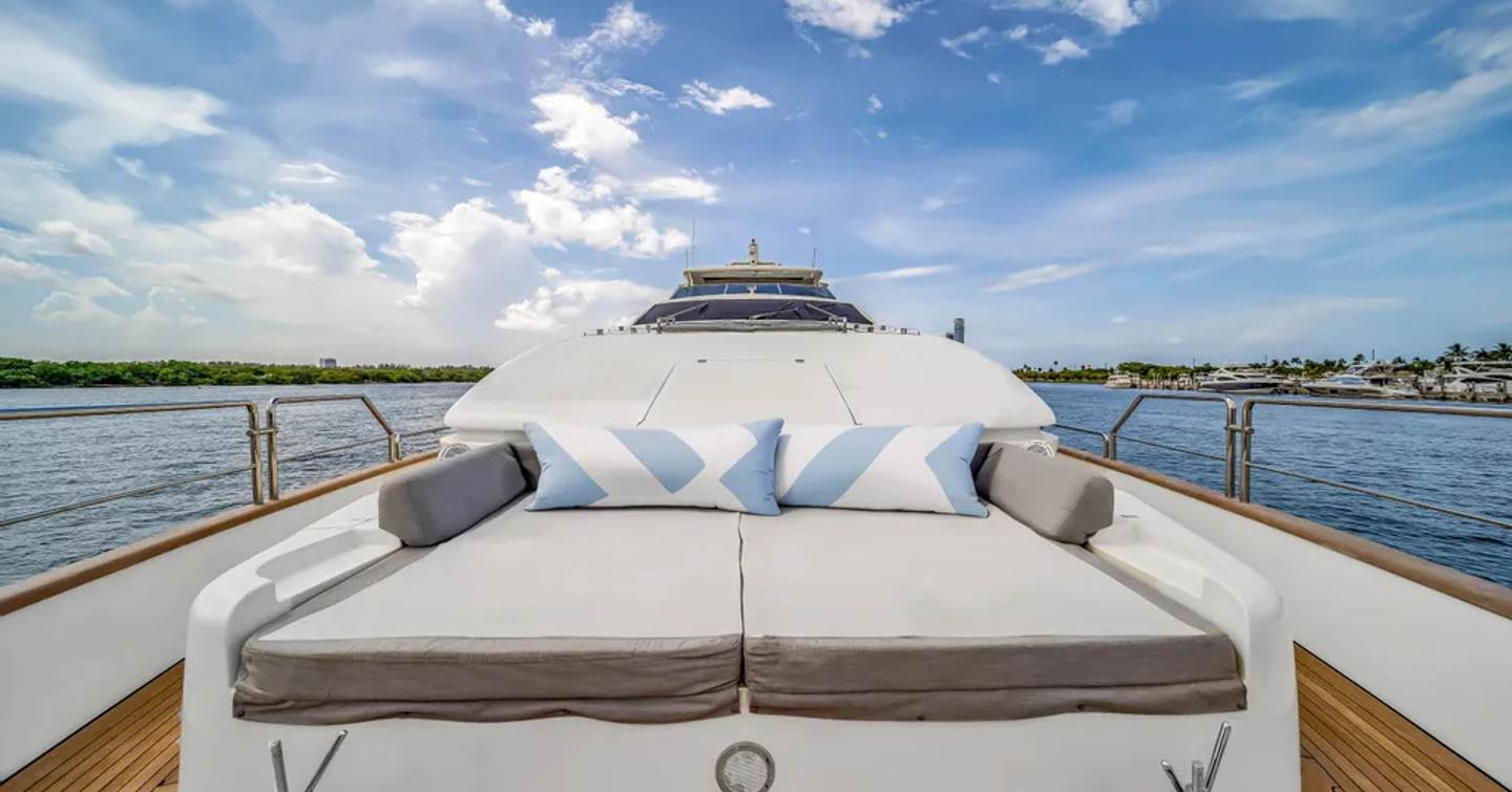 Superyacht Rylax bow with oversized sunpads