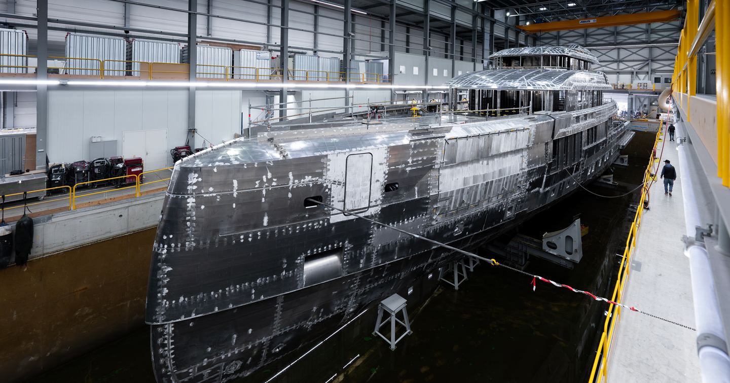 superyacht Project Setteesettanta under construction
