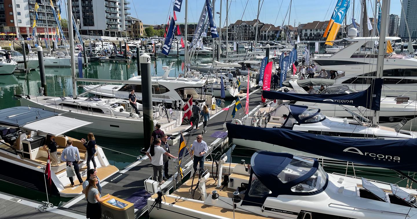 South Coast & Green Tech Boat Show pontoons and motor yachts