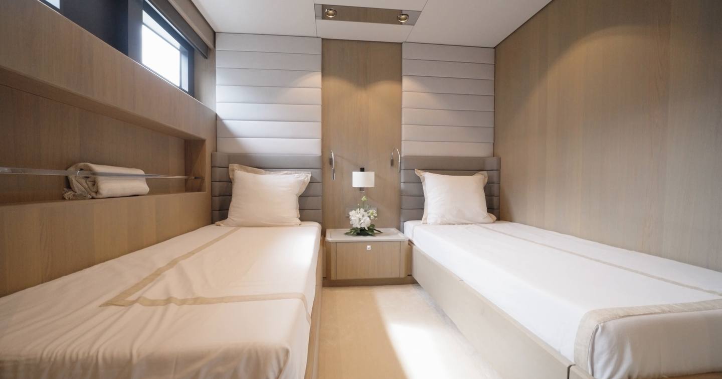 Outer-Reef-Yachts-780-Adventure-Review-twin-cabin